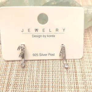 Sterling silver 925 Korea letters J and I stud earrings